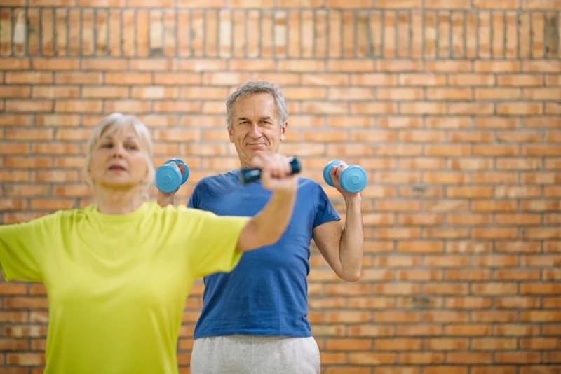 Ejercicios de Fuerza para Adultos Mayores